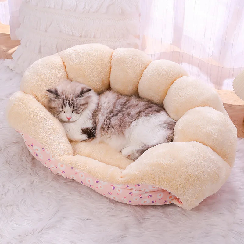 CozyPurr 2-in-1 Cat Sofa: Warmth & Comfort in Style